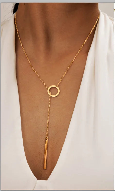 Collier Lariat en Acier Inoxydable Plaqué Or – Collier Long Fin Superposé pour Femmes et Filles, Pendentif Goutte en Y