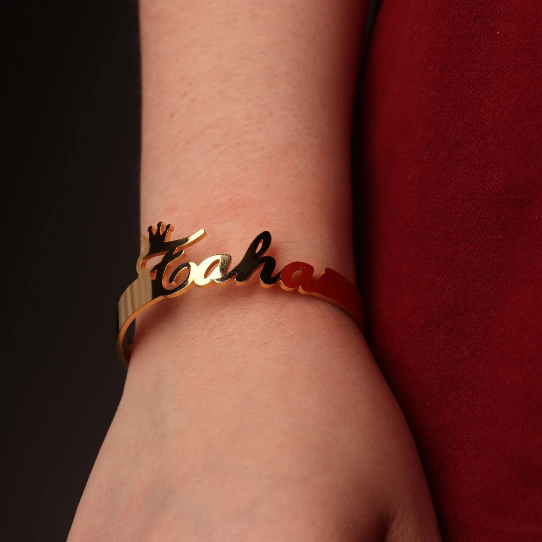 Bracelet Jonc Personnalisé avec Noms – Acier Inoxydable Ouvert – Bijou Femme/Couple – Cadeau de Noël Original