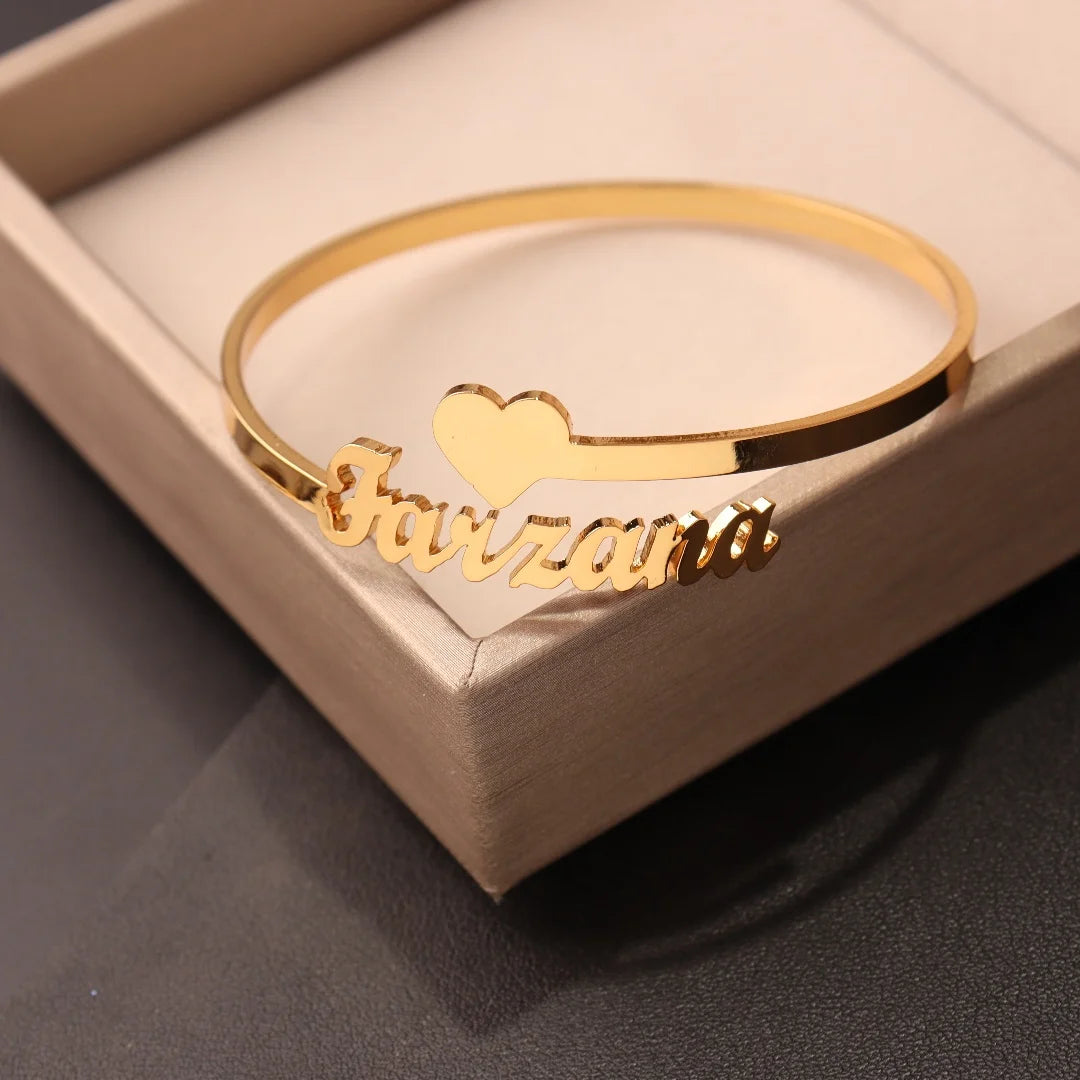 Bracelet Jonc Personnalisé avec Noms – Acier Inoxydable Ouvert – Bijou Femme/Couple – Cadeau de Noël Original