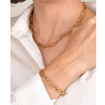 Bracelet Chaîne Femme en Acier Inoxydable – Maillons Torsadés Style Trombone Plaqué Or 18K – Bijou Ajustable, Empilable & Tendance